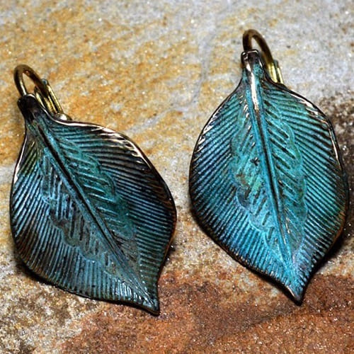 Click to view detail for EC-040 Earrings Sculptural Leaf $58